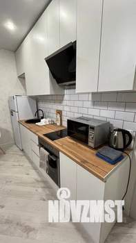 Студия квартира, посуточно, 32м2, 4/25 этаж