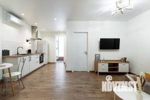 1-к квартира, посуточно, 40м2, 1/1 этаж