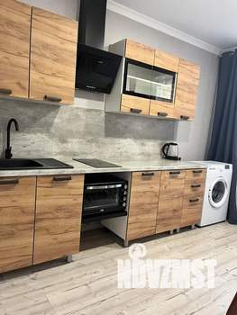 1-к квартира, посуточно, 40м2, 21/25 этаж