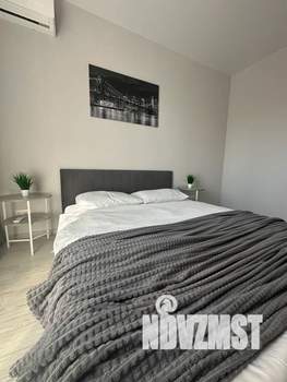 1-к квартира, посуточно, 39м2, 3/25 этаж