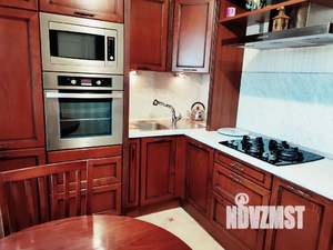 1-к квартира, посуточно, 46м2, 2/10 этаж