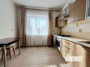 1-к квартира, на длительный срок, 52м2, 5/10 этаж