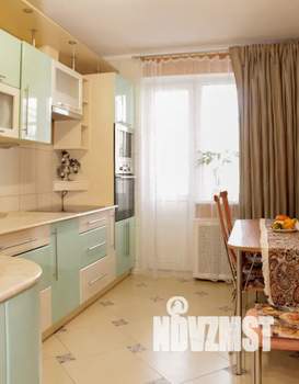 2-к квартира, посуточно, 56м2, 2/17 этаж