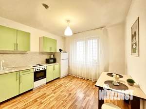1-к квартира, посуточно, 39м2, 8/17 этаж