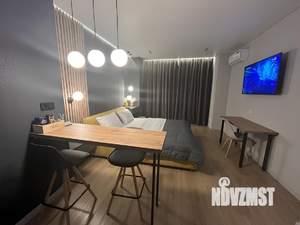 1-к квартира, посуточно, 35м2, 21/25 этаж