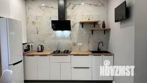 1-к квартира, посуточно, 40м2, 5/9 этаж