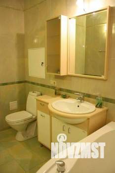 2-к квартира, посуточно, 72м2, 1/1 этаж