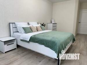 1-к квартира, посуточно, 45м2, 13/25 этаж