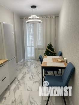 1-к квартира, посуточно, 40м2, 10/24 этаж