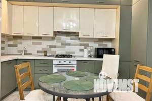 2-к квартира, посуточно, 45м2, 18/24 этаж