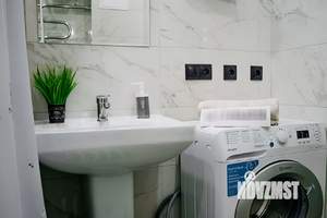 Студия квартира, посуточно, 39м2, 3/8 этаж