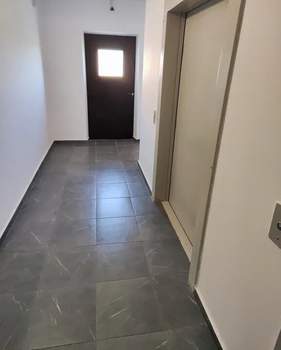 Студия квартира, на длительный срок, 28м2, 12/18 этаж