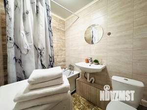 1-к квартира, посуточно, 39м2, 9/18 этаж