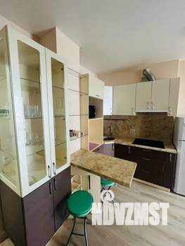 2-к квартира, посуточно, 40м2, 12/18 этаж