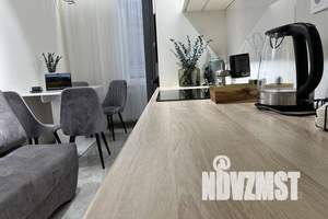 1-к квартира, посуточно, 45м2, 3/25 этаж