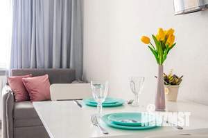 Студия квартира, посуточно, 28м2, 3/10 этаж