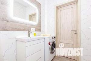 2-к квартира, посуточно, 65м2, 21/25 этаж