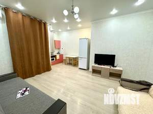 Студия квартира, посуточно, 42м2, 3/15 этаж