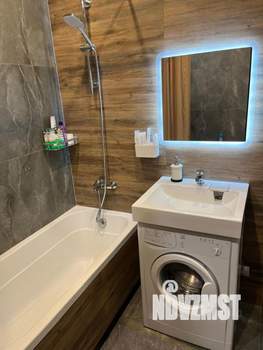 Студия квартира, посуточно, 34м2, 19/25 этаж