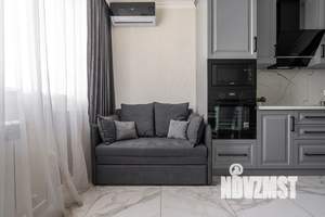 1-к квартира, посуточно, 40м2, 19/32 этаж