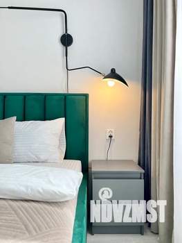 1-к квартира, посуточно, 38м2, 9/17 этаж