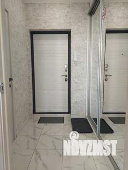 Студия квартира, посуточно, 32м2, 13/25 этаж