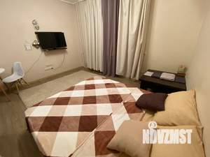 Студия квартира, посуточно, 27м2, 12/20 этаж