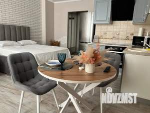 Студия квартира, посуточно, 36м2, 10/25 этаж