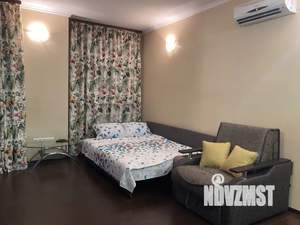 Студия квартира, посуточно, 37м2, 4/4 этаж