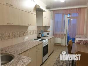 1-к квартира, посуточно, 44м2, 18/25 этаж