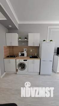 Студия квартира, посуточно, 28м2, 2/2 этаж