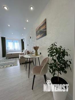 Студия квартира, на длительный срок, 36м2, 25/26 этаж