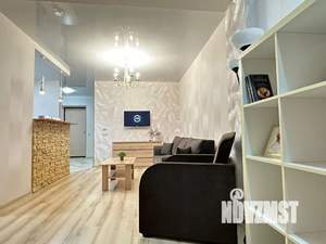 Студия квартира, посуточно, 34м2, 19/25 этаж
