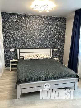 Студия квартира, посуточно, 35м2, 17/17 этаж