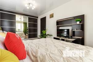 1-к квартира, посуточно, 38м2, 7/18 этаж