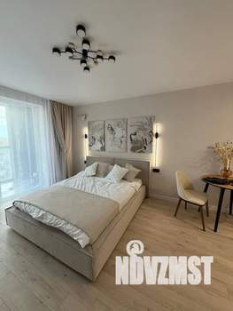 Студия квартира, посуточно, 32м2, 6/18 этаж