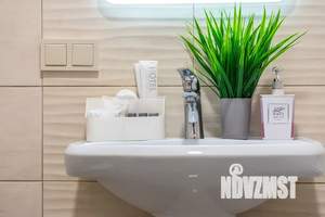 1-к квартира, посуточно, 38м2, 10/24 этаж