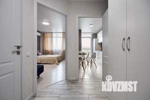 1-к квартира, посуточно, 38м2, 11/18 этаж