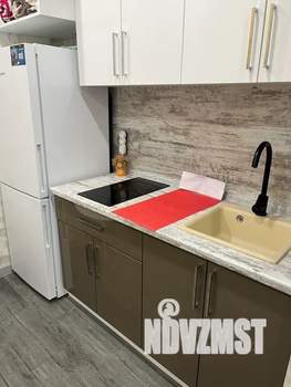 Студия квартира, посуточно, 35м2, 19/25 этаж