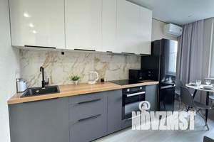 1-к квартира, посуточно, 36м2, 18/25 этаж