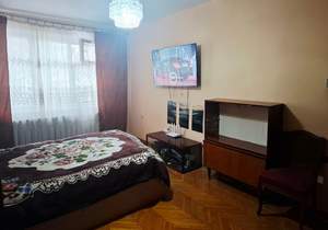 3-к квартира, на длительный срок, 62м2, 1/6 этаж