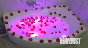 Студия квартира, посуточно, 41м2, 7/25 этаж