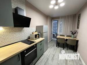 1-к квартира, посуточно, 47м2, 7/25 этаж