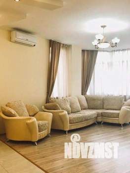 3-к квартира, посуточно, 150м2, 1/1 этаж