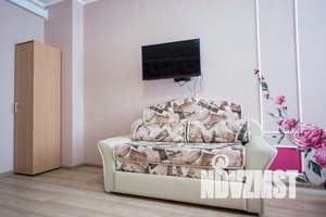 1-к квартира, посуточно, 39м2, 7/25 этаж