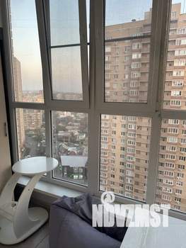 Студия квартира, посуточно, 28м2, 19/20 этаж