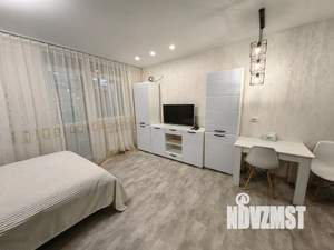 Студия квартира, посуточно, 37м2, 15/17 этаж