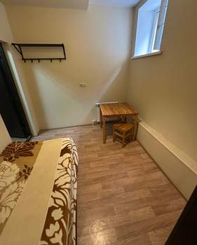 5-к квартира, на длительный срок, 60м2, 1/4 этаж