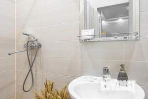 2-к квартира, посуточно, 50м2, 7/17 этаж