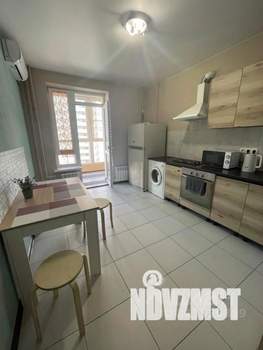 1-к квартира, посуточно, 38м2, 1/1 этаж